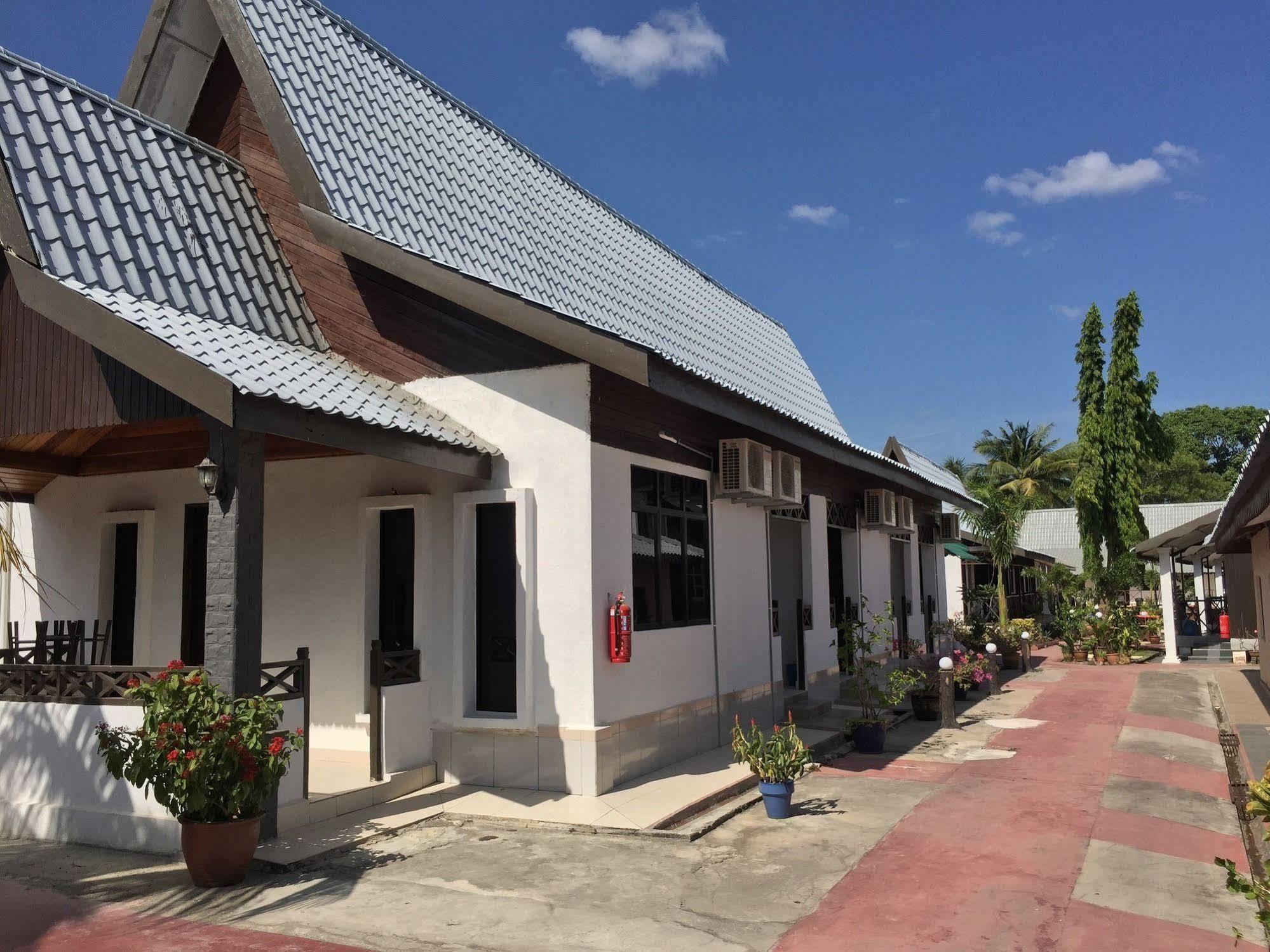 Rasa Senang Villa -Islam Guest Only Pantai Cenang  Eksteriør bilde